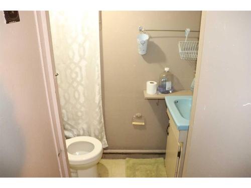 4723 5 Avenue, Edson, AB - Indoor Photo Showing Bathroom