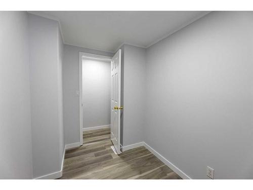 230 Moberly Drive, Hinton, AB - Indoor Photo Showing Other Room