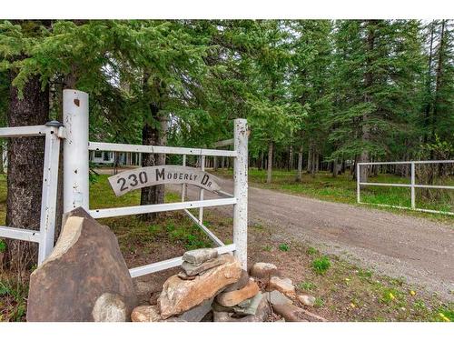 230 Moberly Drive, Hinton, AB - Outdoor