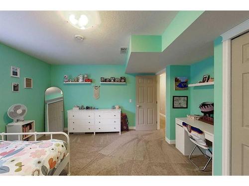 1613 41A Street, Edson, AB - Indoor Photo Showing Bedroom