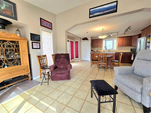 5 Heron Drive, Rural Barrhead No. 11, County Of, AB - Indoor Photo Showing Living Room