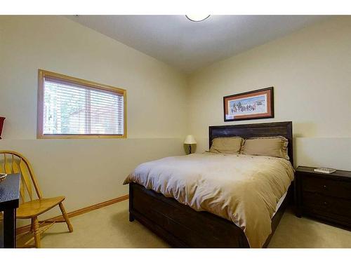 13 Springwood Drive Ne, Slave Lake, AB - Indoor Photo Showing Bedroom