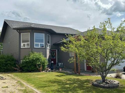 31 Rodeo Way, Whitecourt, AB - Outdoor