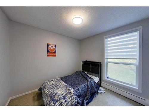 4504 8B Avenue, Edson, AB - Indoor Photo Showing Bedroom