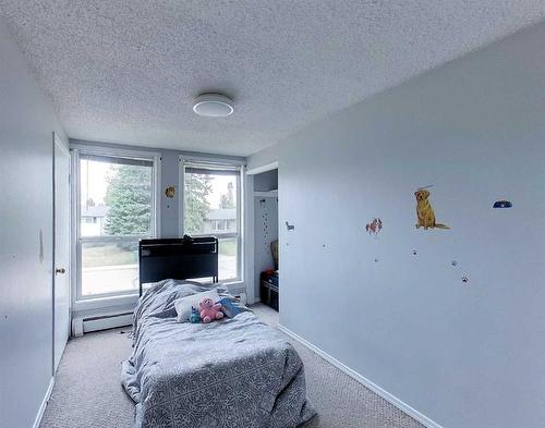 4504 8B Avenue, Edson, AB - Indoor Photo Showing Bedroom