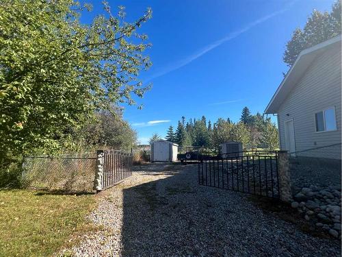 7212 Glenwood Drive, Edson, AB - Outdoor