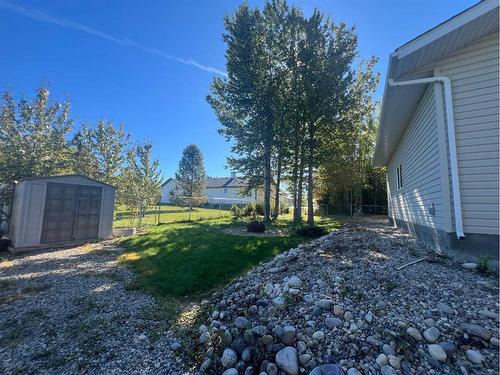 7212 Glenwood Drive, Edson, AB - Outdoor