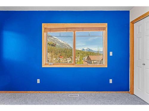 102-901 Benchlands Trail, Canmore, AB - Indoor Photo Showing Other Room