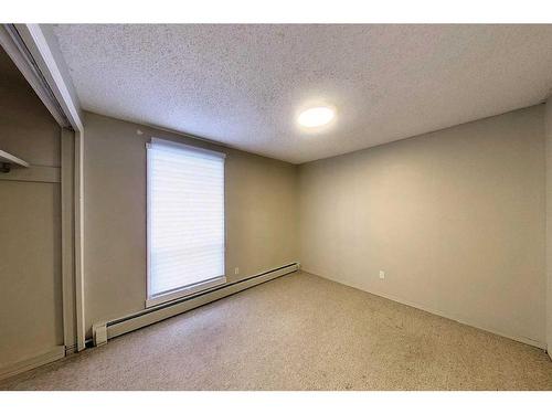 4510 8A Avenue, Edson, AB - Indoor Photo Showing Other Room