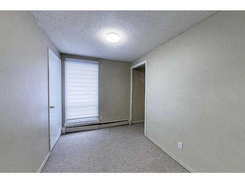 4510 8A Avenue, Edson, AB - Indoor Photo Showing Other Room