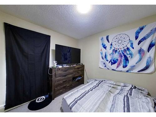 4510 8A Avenue, Edson, AB - Indoor Photo Showing Bedroom