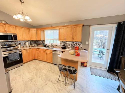 4513 Spruce Avenue, Boyle, AB - Indoor Photo Showing Kitchen With Double Sink