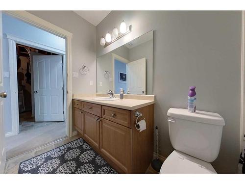 119-116 6 Ave Ne, Slave Lake, AB - Indoor Photo Showing Bathroom