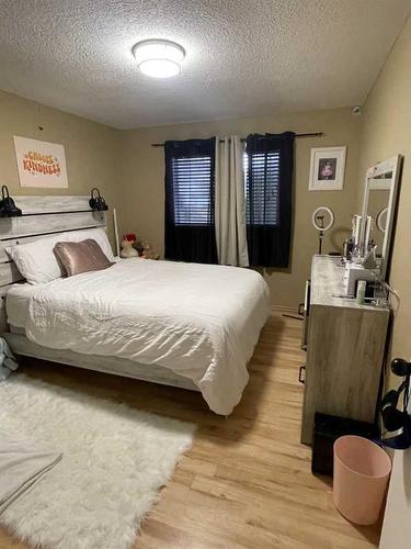 67 Chickadee Drive, Whitecourt, AB - Indoor Photo Showing Bedroom