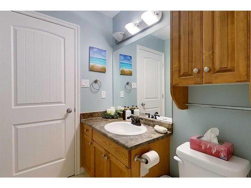 47 Springwood Drive Ne, Slave Lake, AB - Indoor Photo Showing Bathroom