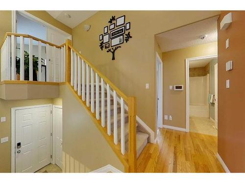 47 Springwood Drive Ne, Slave Lake, AB - Indoor Photo Showing Other Room