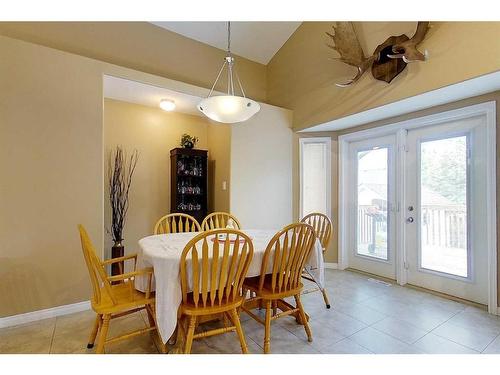 47 Springwood Drive Ne, Slave Lake, AB - Indoor Photo Showing Dining Room