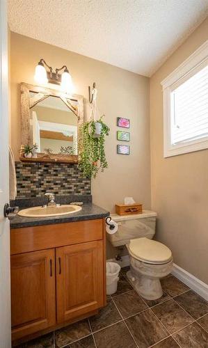 664059 Range Road 235, Rural Athabasca County, AB - Indoor Photo Showing Bathroom