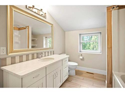 1B-16511 532A Township Road, Rural Yellowhead County, AB - Indoor Photo Showing Bathroom