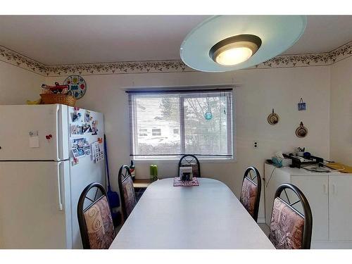 444 71 Street, Edson, AB - Indoor Photo Showing Dining Room
