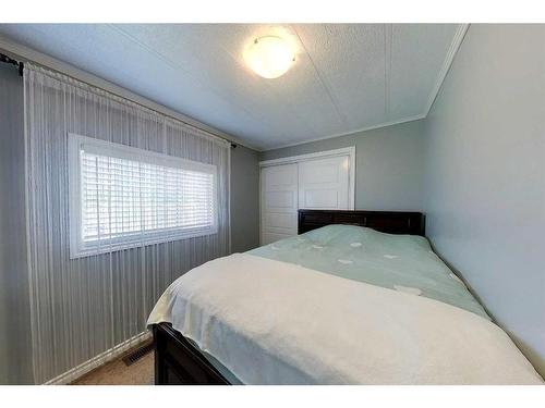 15121A Township Road 555A, Rural Yellowhead County, AB - Indoor Photo Showing Bedroom