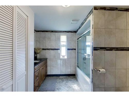 15121A Township Road 555A, Rural Yellowhead County, AB - Indoor Photo Showing Bathroom