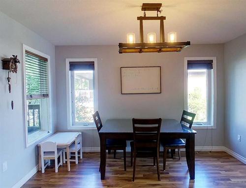 4119 15 Avenue, Edson, AB - Indoor Photo Showing Dining Room