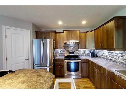 4119 15 Avenue, Edson, AB - Indoor Photo Showing Kitchen