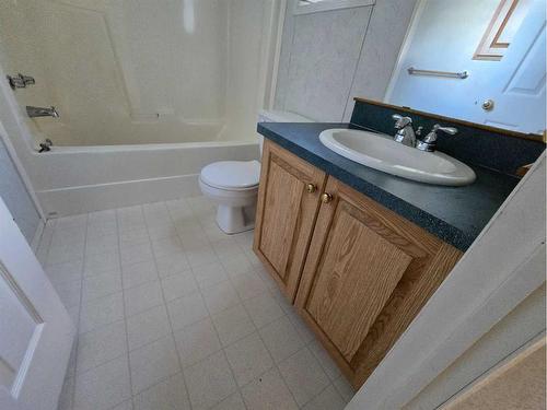 5510 51 Street, Niton Junction, AB - Indoor Photo Showing Bathroom