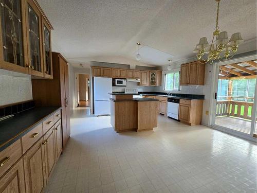 5510 51 Street, Niton Junction, AB - Indoor Photo Showing Kitchen