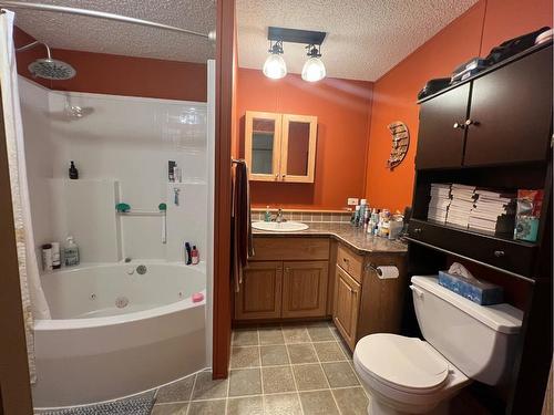 591021 Range Road 123A, Rural Woodlands County, AB - Indoor Photo Showing Bathroom