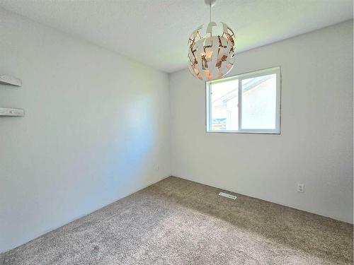 33 Baly Road, Whitecourt, AB - Indoor Photo Showing Other Room