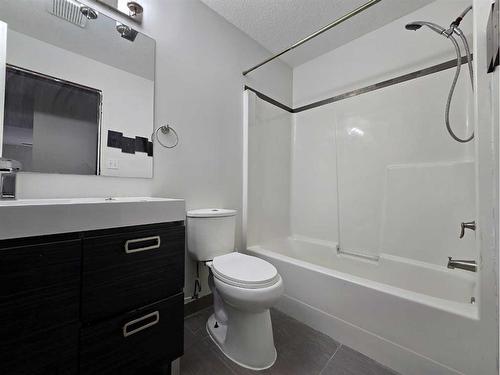 33 Baly Road, Whitecourt, AB - Indoor Photo Showing Bathroom