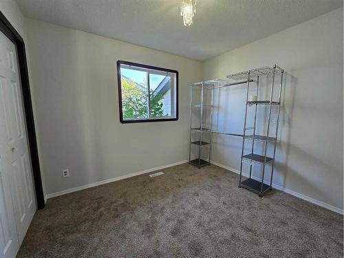 33 Baly Road, Whitecourt, AB - Indoor Photo Showing Other Room