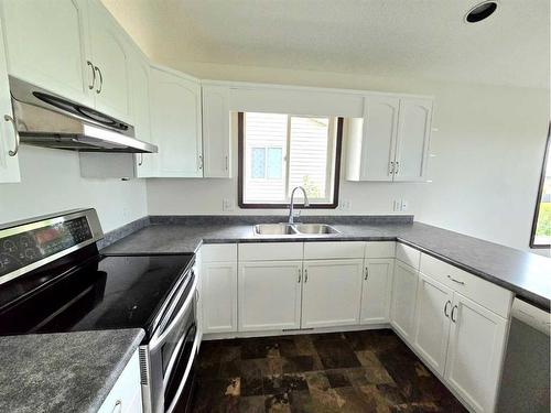 33 Baly Road, Whitecourt, AB - Indoor Photo Showing Kitchen With Double Sink