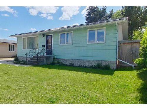 713 1A Avenue Se, Slave Lake, AB - Outdoor