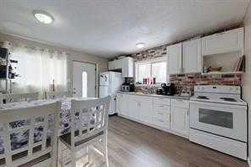 770 Cardinal Crescent, Wabasca, AB - Indoor Photo Showing Kitchen