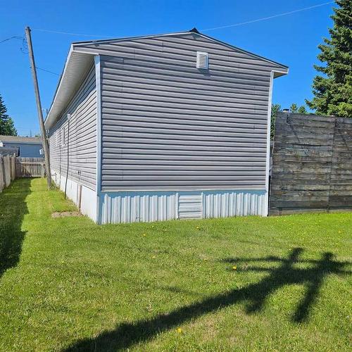 2-810 56 Street, Edson, AB 