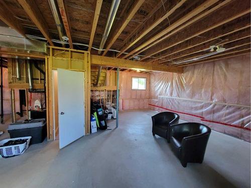 813 10 Street, Fox Creek, AB - Indoor Photo Showing Basement