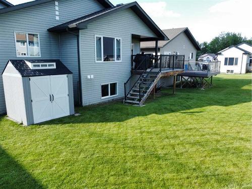 813 10 Street, Fox Creek, AB - Outdoor With Deck Patio Veranda With Exterior