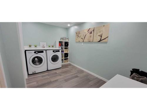 1108 50 Street, Edson, AB - Indoor Photo Showing Laundry Room