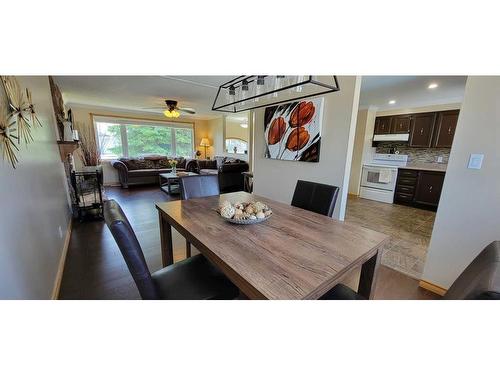 1108 50 Street, Edson, AB - Indoor Photo Showing Dining Room