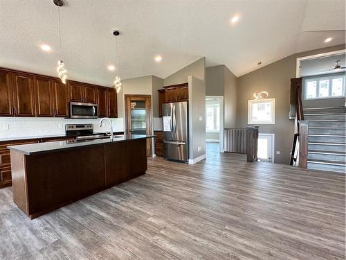 3 Rockhaven Way, Whitecourt, AB - Indoor Photo Showing Kitchen