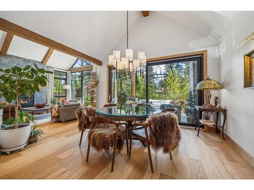 902 16Th Street, Canmore, AB - Indoor Photo Showing Dining Room