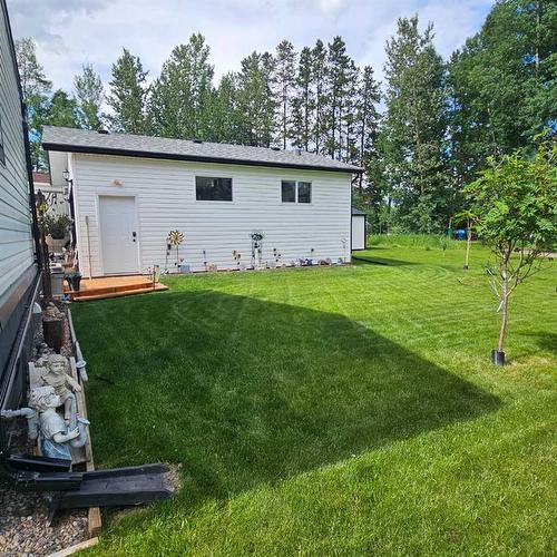 609 40A Street, Edson, AB - Outdoor