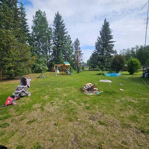 2103 11 Street, Marlboro, AB - Outdoor