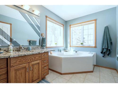 590083 Range Road 114, Rural Woodlands County, AB - Indoor Photo Showing Bathroom