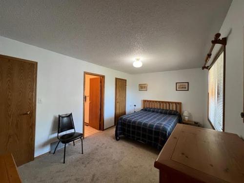 4824 9 Avenue, Edson, AB - Indoor Photo Showing Bedroom