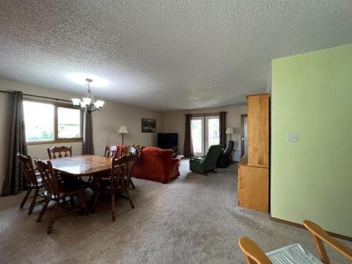 4824 9 Avenue, Edson, AB - Indoor Photo Showing Dining Room