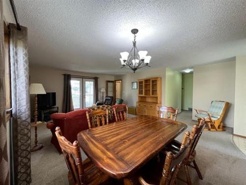 4824 9 Avenue, Edson, AB - Indoor Photo Showing Dining Room